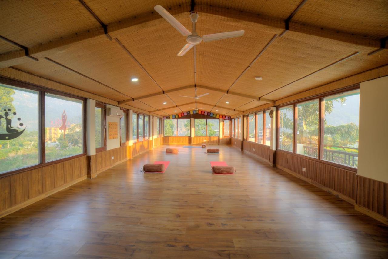 Yogved Hospitality & Resort Rishīkesh Zewnętrze zdjęcie