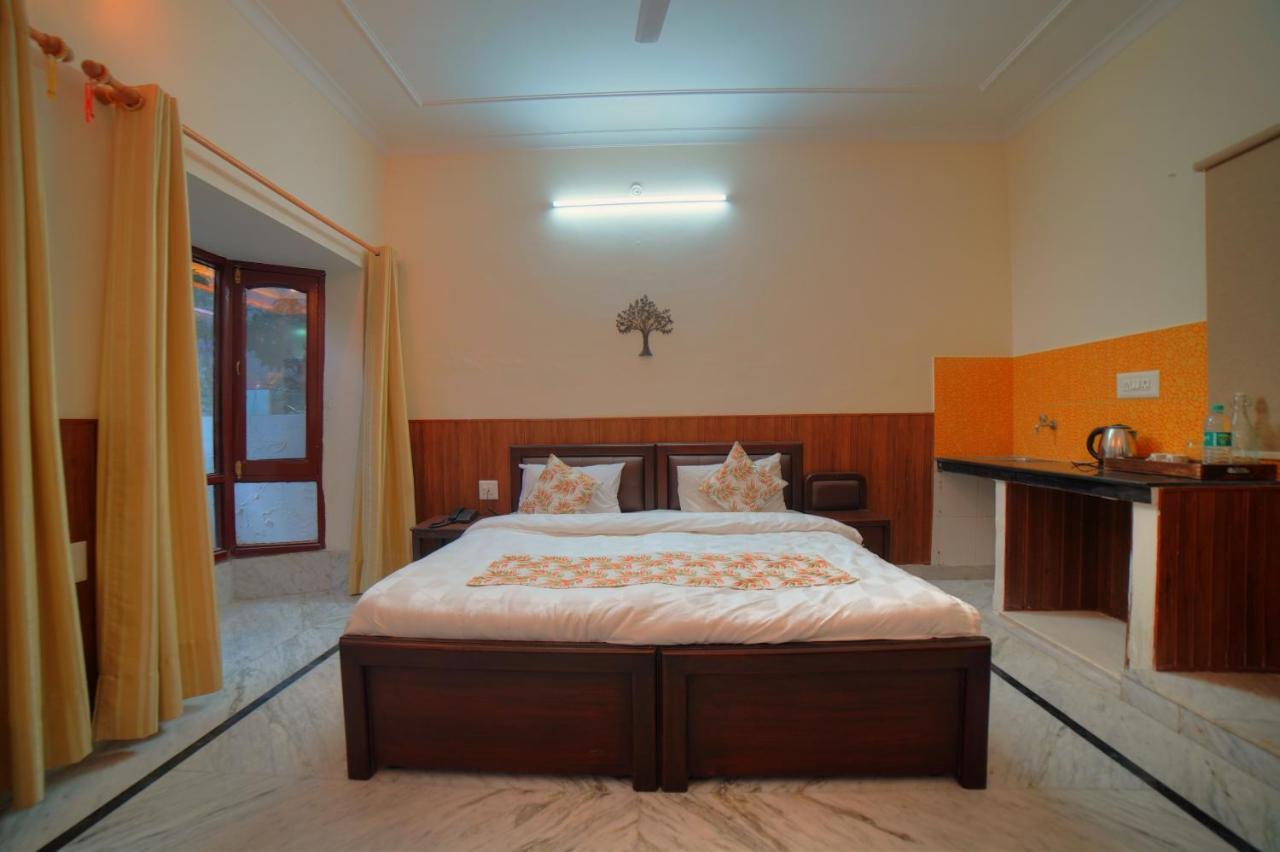 Yogved Hospitality & Resort Rishīkesh Zewnętrze zdjęcie