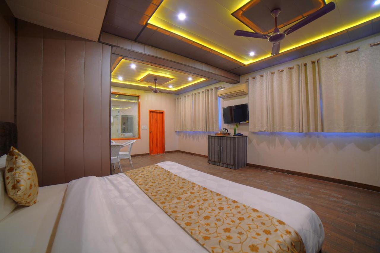 Yogved Hospitality & Resort Rishīkesh Zewnętrze zdjęcie