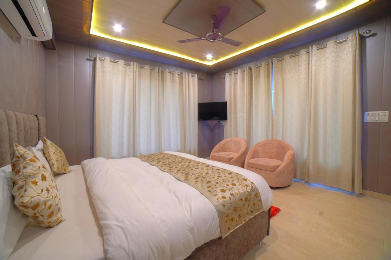 Yogved Hospitality & Resort Rishīkesh Zewnętrze zdjęcie