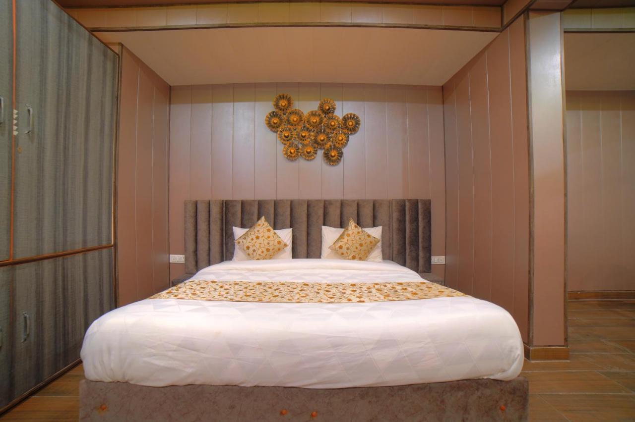 Yogved Hospitality & Resort Rishīkesh Zewnętrze zdjęcie