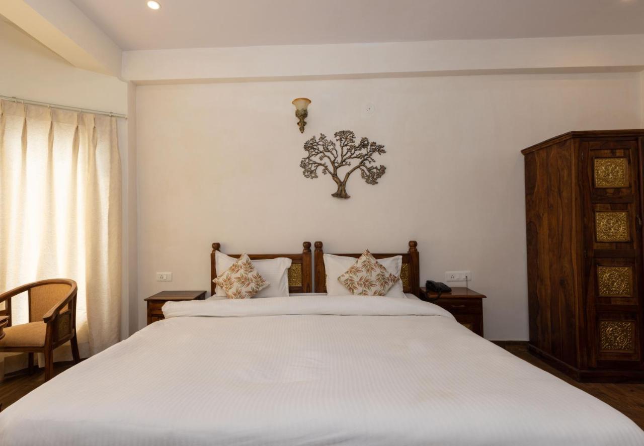 Yogved Hospitality & Resort Rishīkesh Zewnętrze zdjęcie