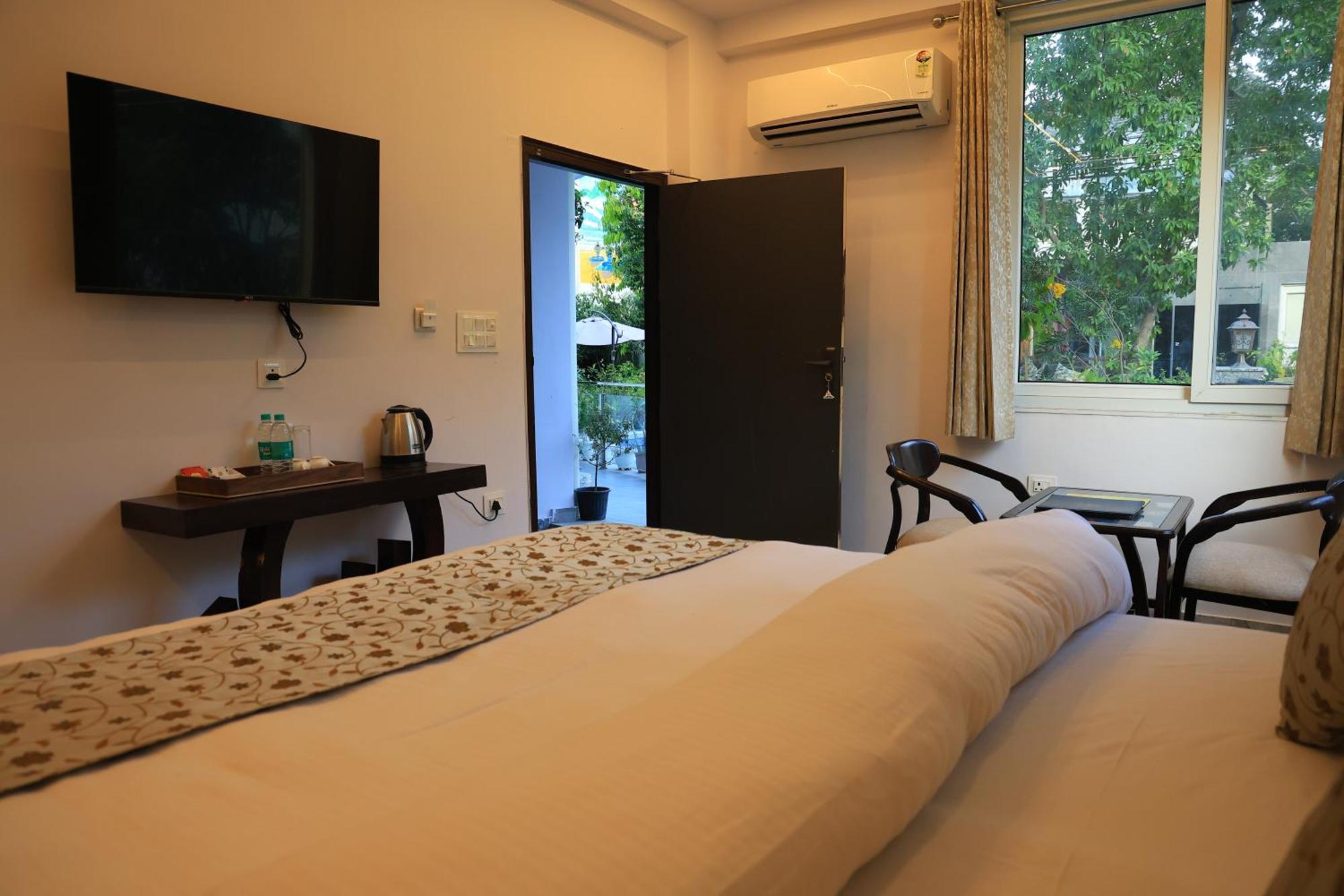 Yogved Hospitality & Resort Rishīkesh Zewnętrze zdjęcie