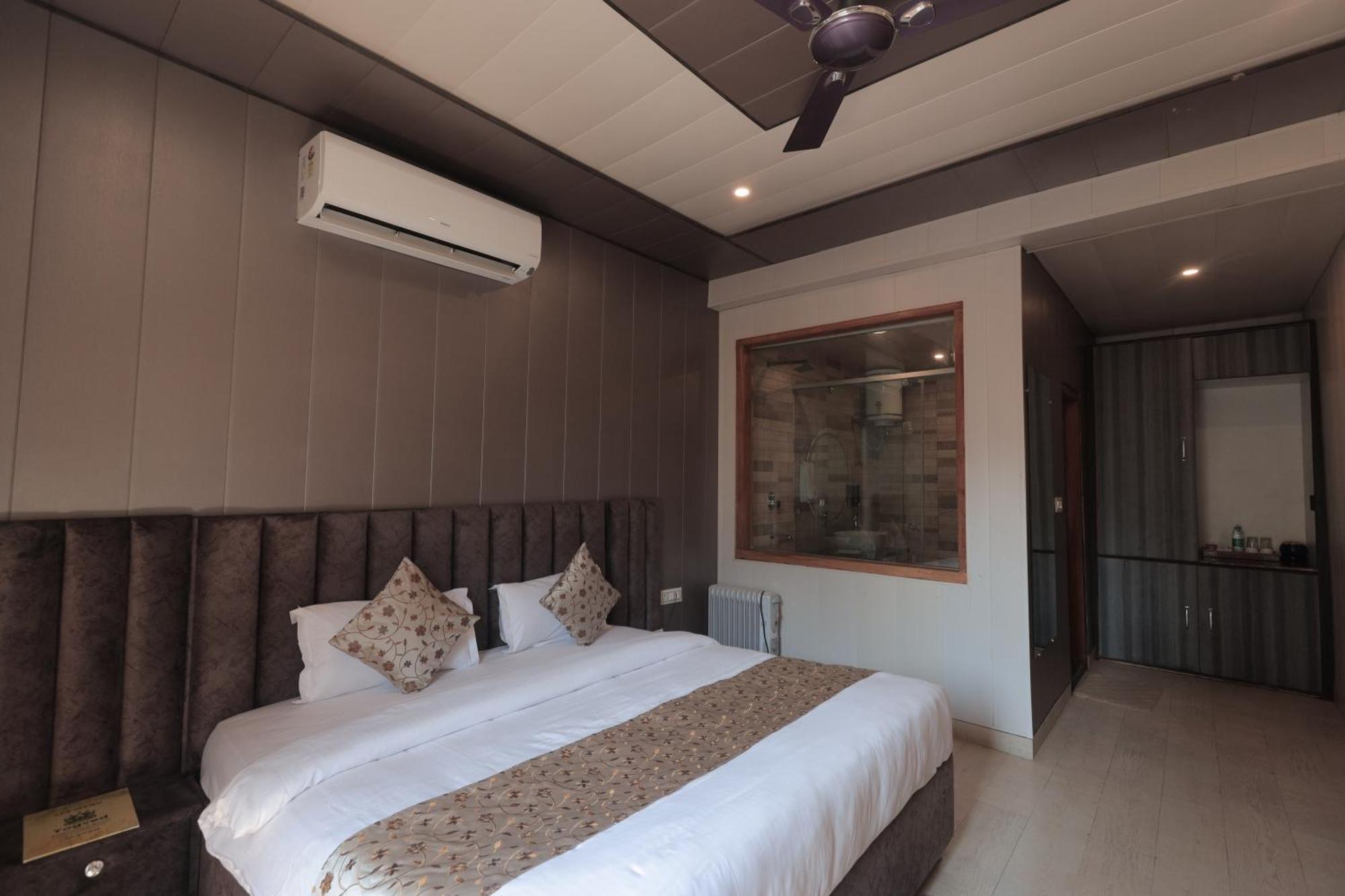 Yogved Hospitality & Resort Rishīkesh Zewnętrze zdjęcie